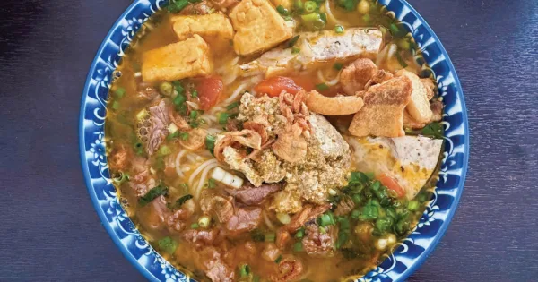 Cách làm bún riêu cua đồng ngon + cách giã cua chuẩn vị
