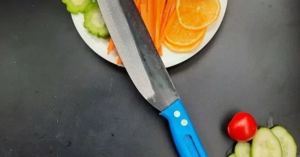 Dao nhíp là gì? Dao rèn từ nhíp ô tô có tốt không?