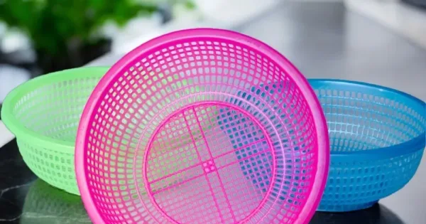Mở quán ăn cần sắm đồ nhựa gì? Checklist theo số bàn
