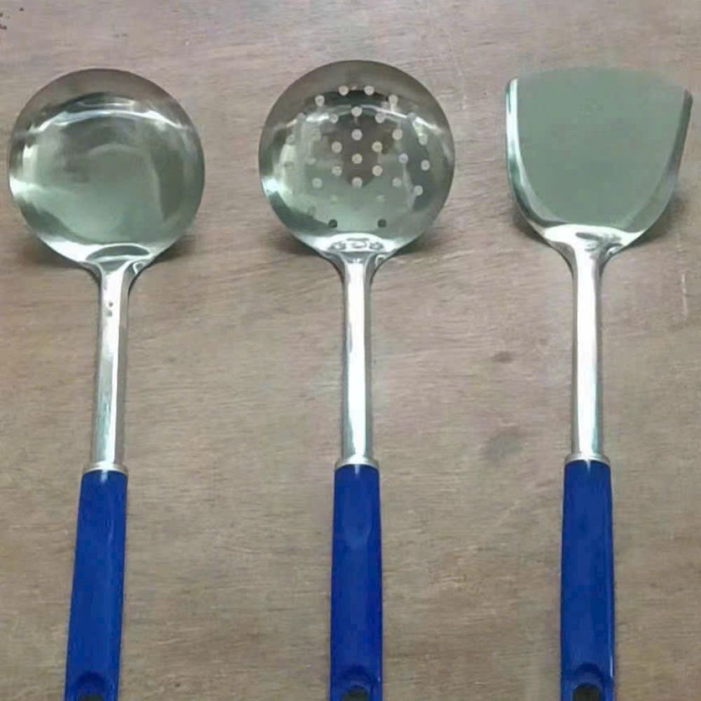 Môi múc canh cán xanh, chao vớt , xản rán lật