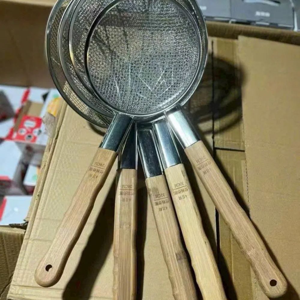 Chao Vớt Lưới Inox Cán Gỗ 24–32cm Vớt Đồ Chiên