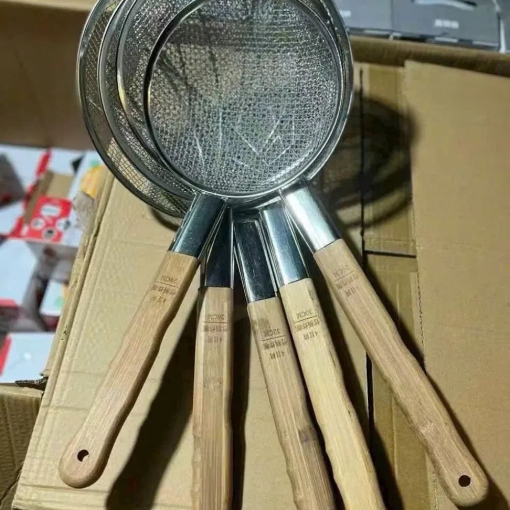 Chao Vớt Lưới Inox Cán Gỗ 24–32cm Vớt Đồ Chiên