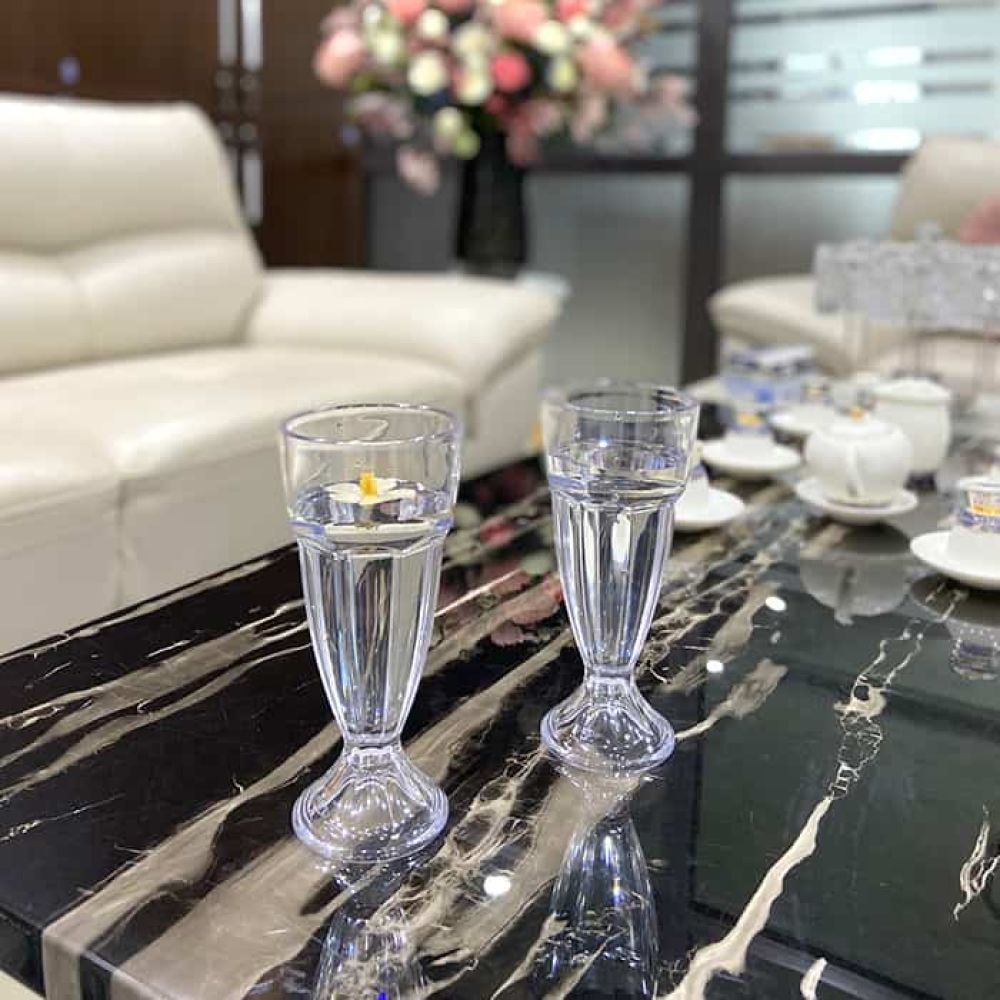 Ly sinh tố nhựa 8 cạnh có chân Song Long ảnh 2